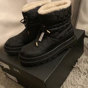 Coach Women’s Kailee Boots Blk 8.5 NIB